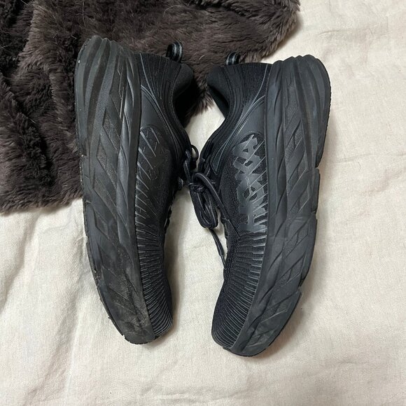 SOLD HOKA ONE Bondi 7 Triple Black Women's Running Shoes 1110531 BBLC SZ 9.5 - Picture 2 of 6
